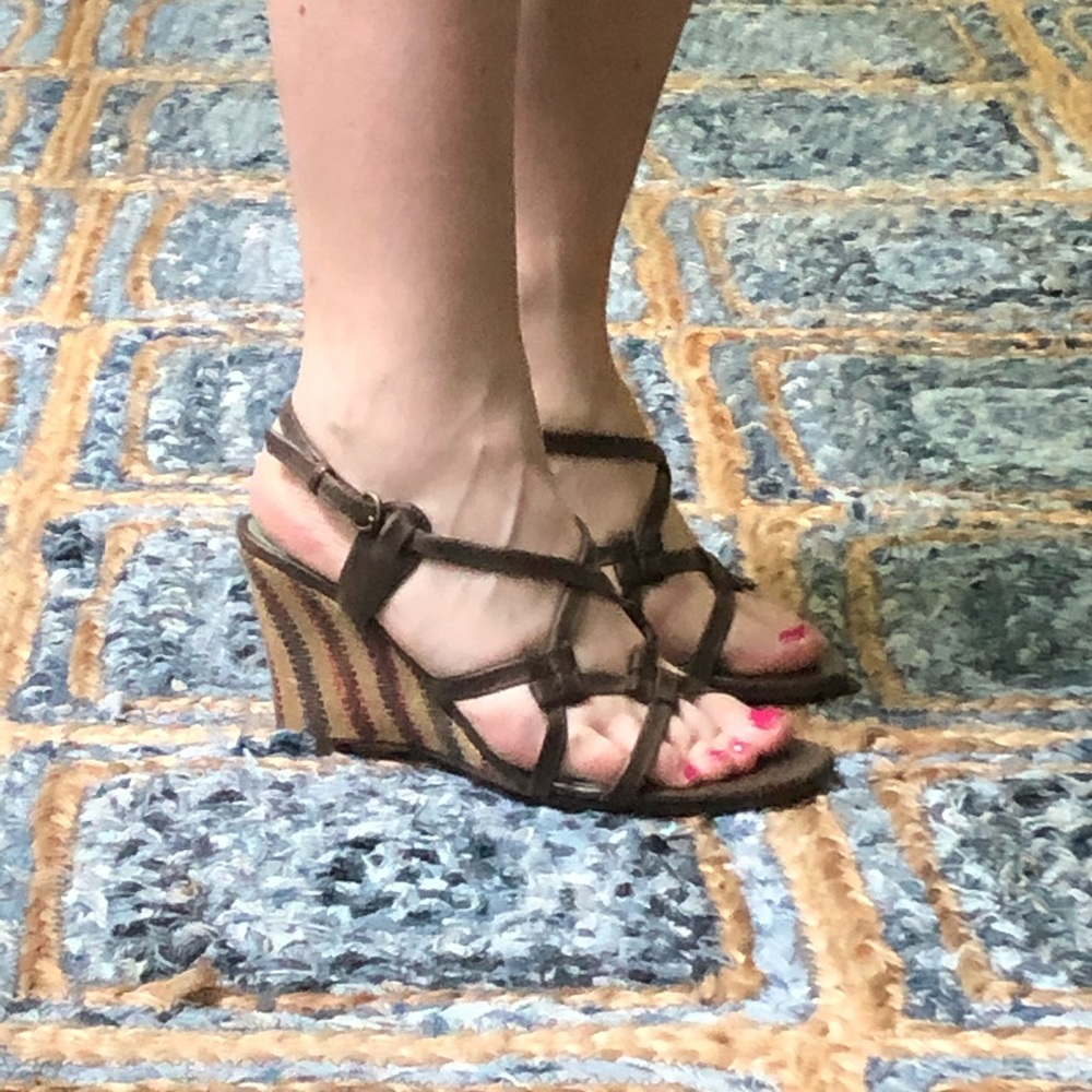 Gorgeous unique beviel wedges